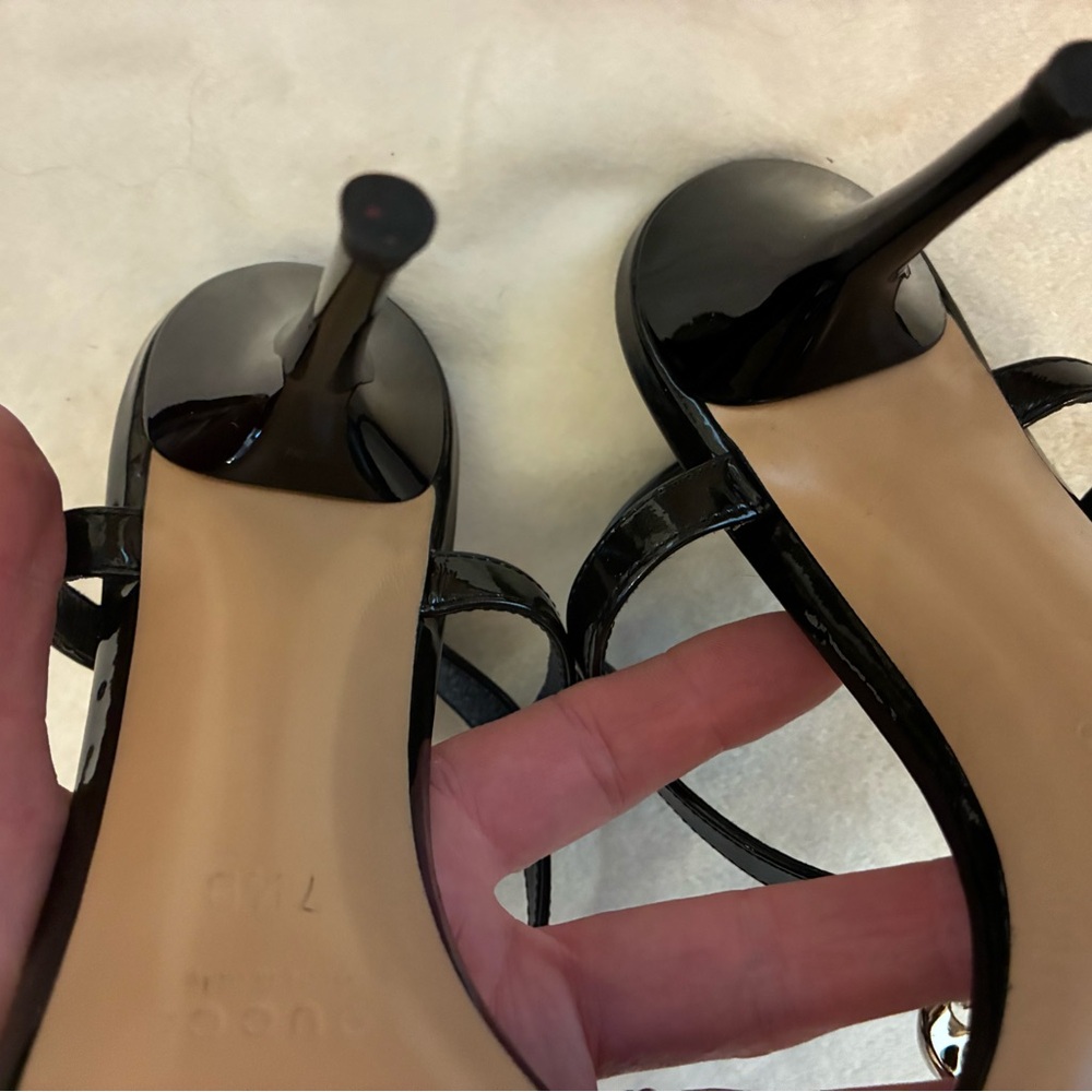 Elegant Gucci Black High Heel Gold Chain Detail and Ankle Strap. EUC. 7.5 - Picture 10 of 16